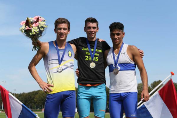 Tarik op het podium van de 400m