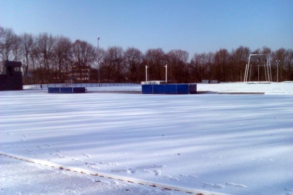 Sneeuwlandschap op de baan 1 feb 2012