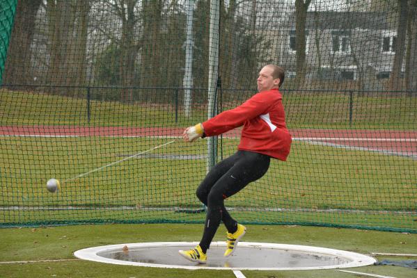 Tim de Coster, goed voor 58,60 m met de slingerkogel